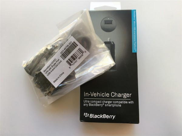 Оригинално зарядно 12v за BlackBerry 9720